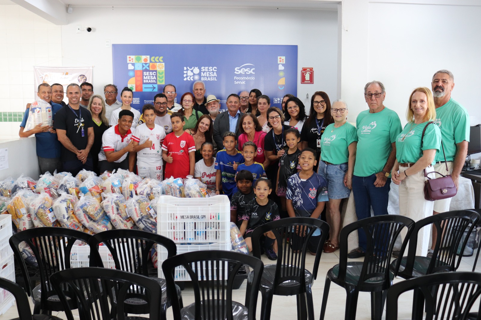 Mais de duas toneladas de alimentos são doadas pelo Sesc Tocantins para 12 instituições sociais em Gurupi